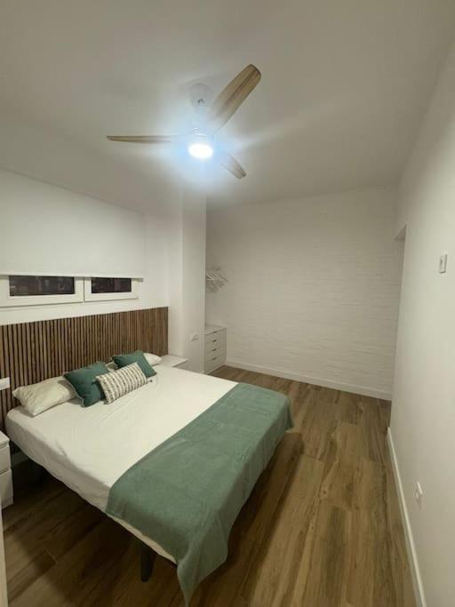 Gran Apartamento A Pie De Calle Valencia Luaran gambar