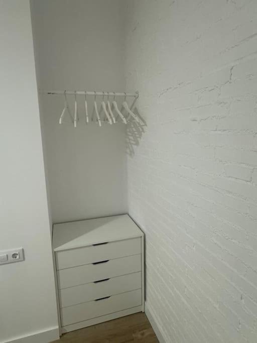 Gran Apartamento A Pie De Calle Valencia Luaran gambar