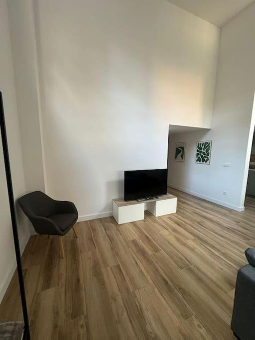 Gran Apartamento A Pie De Calle Valencia Luaran gambar